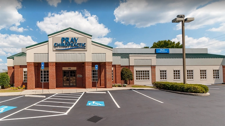 Front Of Office Building At Pray Chiropractic - Dalton